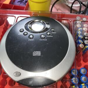 Durabrand Portable Digital CD Player Model CD-895 Black/Silver - TESTED, WORKING